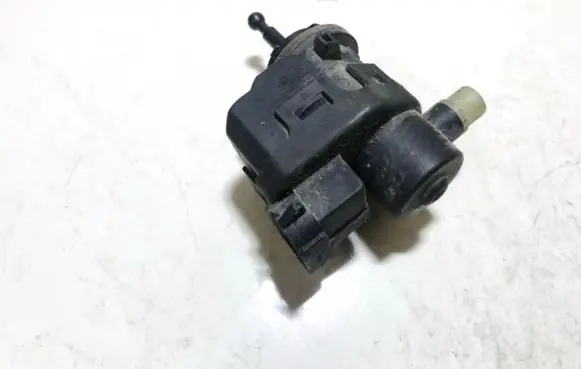 Renault Clio II Headlight level adjustment motor 