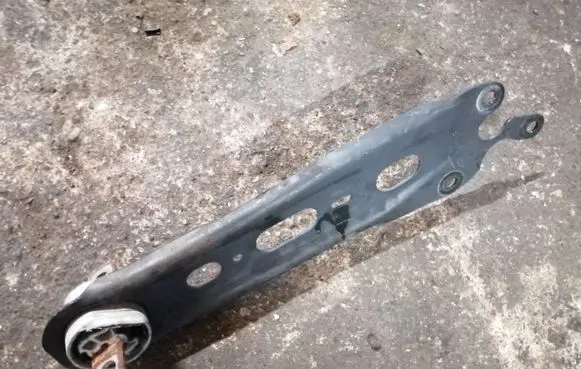 Chevrolet Equinox Rear upper control arm/wishbone