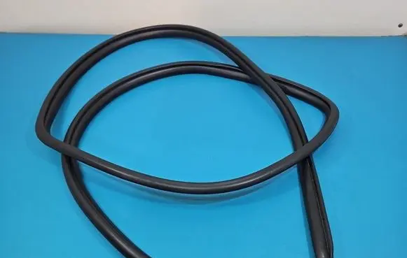 Toyota RAV 4 (XA40) Rubber seal rear door IMPRK1564586