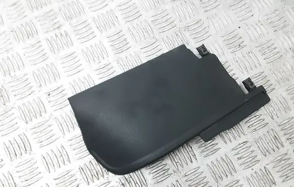 Audi Q3 8U Rear seat side top trim 8U0868606