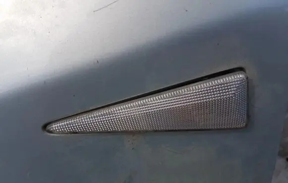 Renault Vel Satis Front fender indicator light