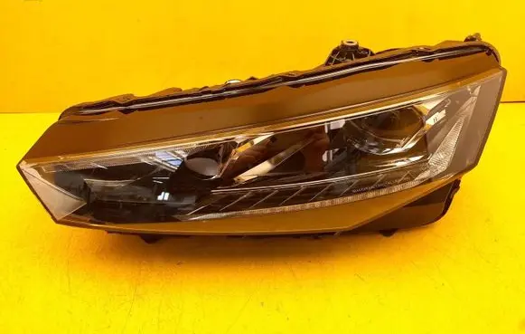 Skoda Scala Headlight/headlamp 655941015A