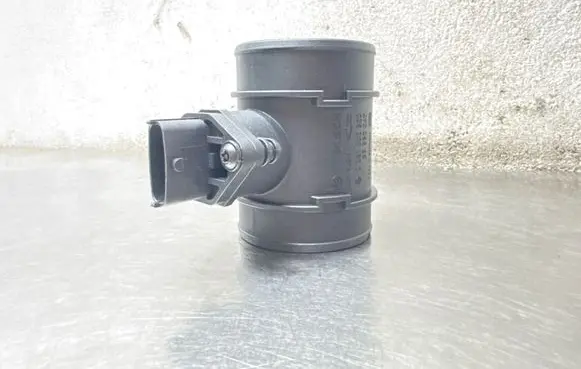 Opel Meriva A Mass air flow meter 0281002620 55350047