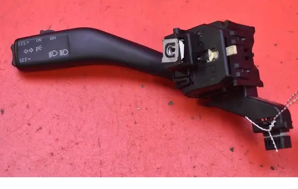 Skoda Octavia Mk2 (1Z) Headlight wiper switch 1K0953513A