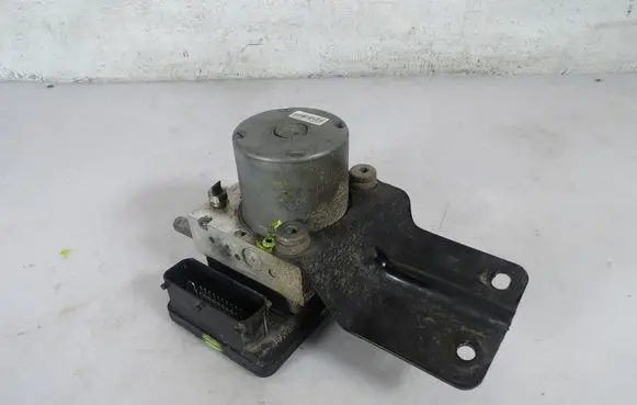 SsangYong Tivoli ABS Pump 4892035900