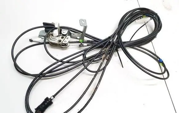 Subaru Legacy Fuel tank opening switch 