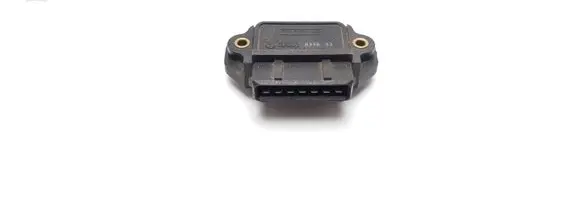 Audi 80 90 B3 Ignition amplifier control unit 211905351