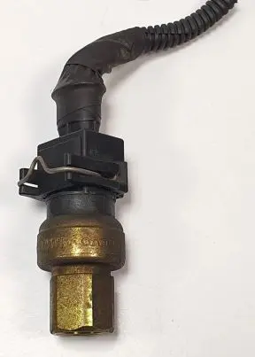 Volvo 960 Air conditioning (A/C) pressure sensor 1343216