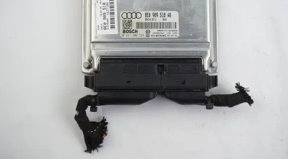 Audi A4 S4 B7 8E 8H Engine control unit/module 8E0909518AQ 0261208524