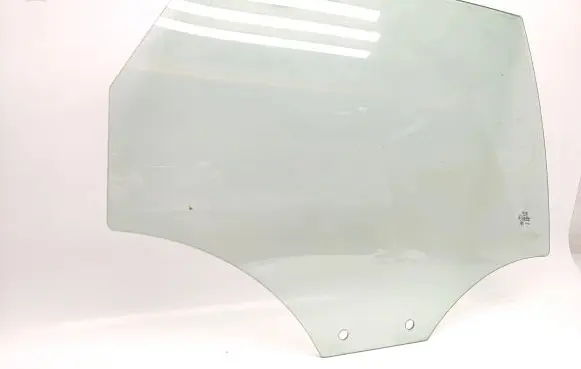 Audi A1 Rear door window glass 43R00081 A011404 DOT90AS2M30A