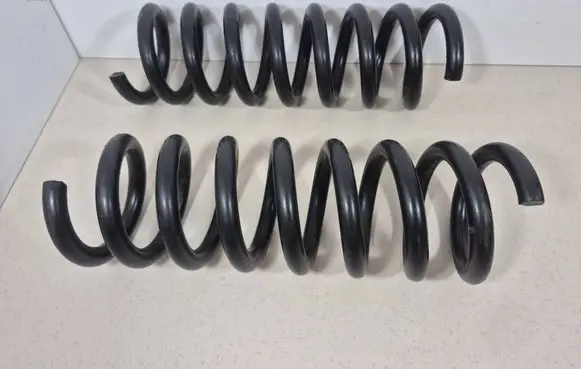 Mercedes-Benz C W204 Rear coil spring 