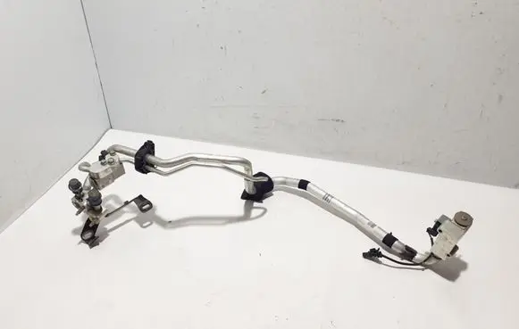 Volvo S90, V90 Air conditioning (A/C) pipe/hose 32130434