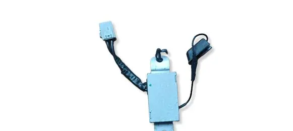 Mazda 6 Aerial antenna amplifier 