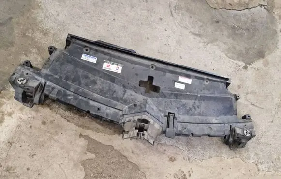 Radiator trim