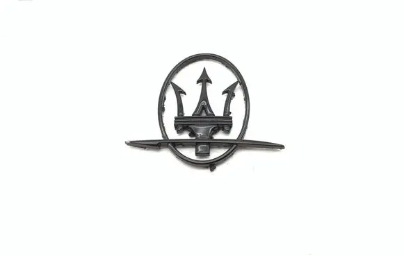 Maserati Quattroporte Manufacturer badge logo/emblem