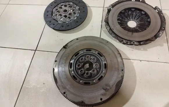 Volvo S80 Clutch set kit 074141117A 074141031S
