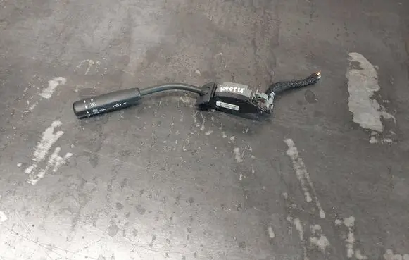 Mercedes-Benz C W203 Cruise control stalk 2035451124
