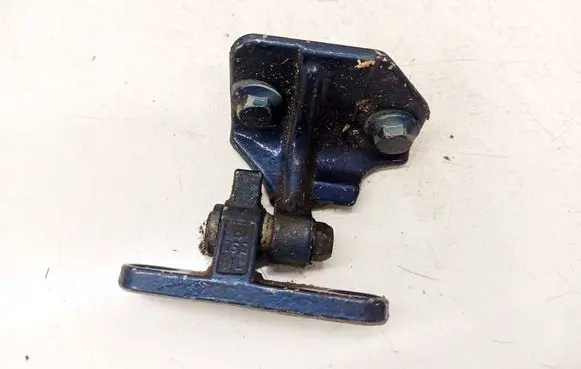 Mercedes-Benz A W169 Rear door lower hinge 