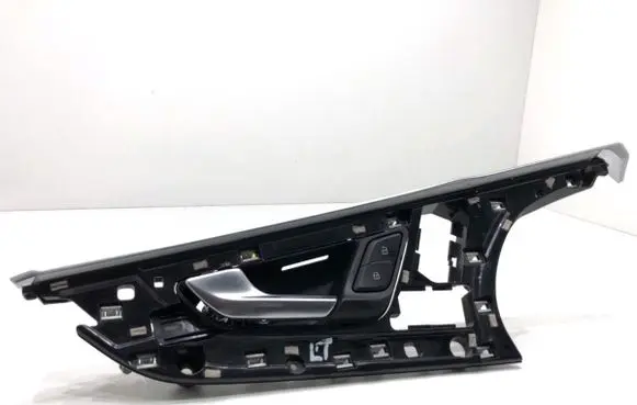 Audi Q8 Rear door interior handle 