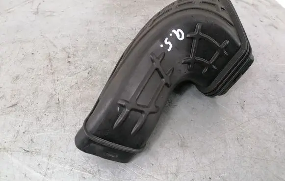 Audi Q5 SQ5 Air intake duct part 8R0129739A