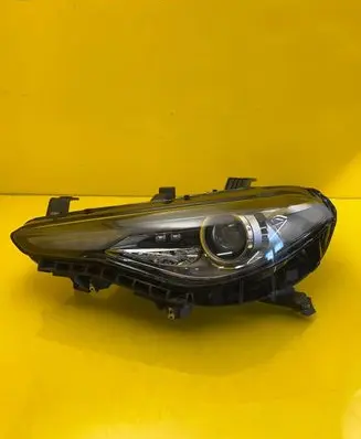 Alfa Romeo Giulia Headlight/headlamp 50564104