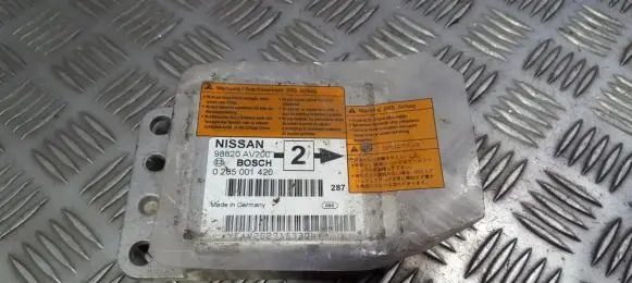 Nissan Primera Airbag control unit/module 98820av200 0285001420