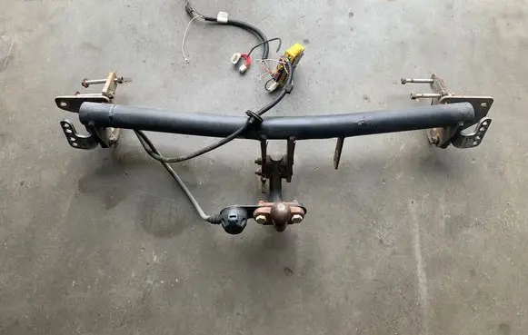 Mitsubishi Outlander Tow bar set SP042076 E11009678