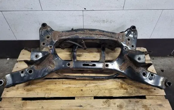 Nissan X-Trail T32 Rear subframe 