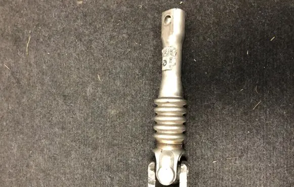 BMW 5 F10 F11 Steering column universal joint 6790490