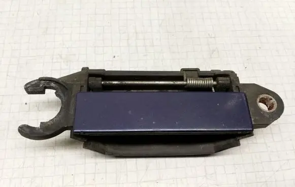 Audi A6 S6 C4 4A Front door exterior handle 4A0837206