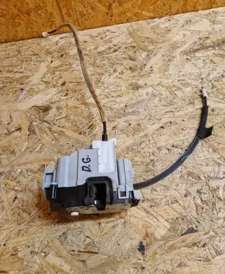 Fiat Bravo Rear door lock 20R10