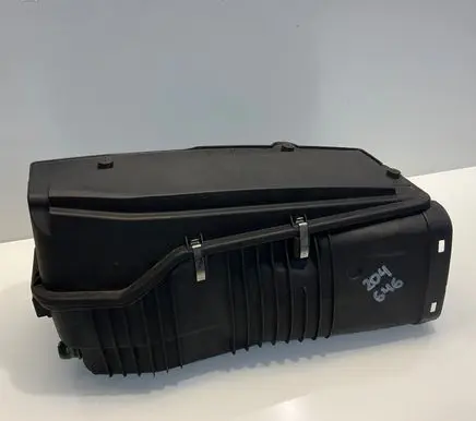 Mercedes-Benz C W204 Air filter box A6460902001 P14534 FPB115