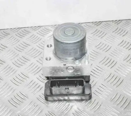 Volkswagen Polo VI ABS Pump