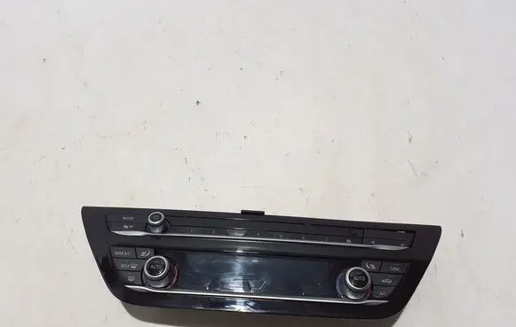 BMW 5 G30 G31 G38 Air conditioner control unit module 5A47FC3