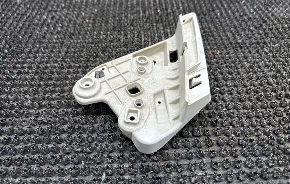 Infiniti QX60 L50 Headlight/headlamp mounting bracket 