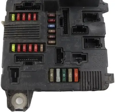 Renault Scenic II - Grand scenic II Fuse module 8200306033A S118399300J UPCX84N3