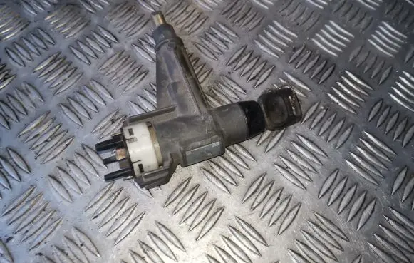 Audi 100 S4 C4 Ignition lock 4A1905851