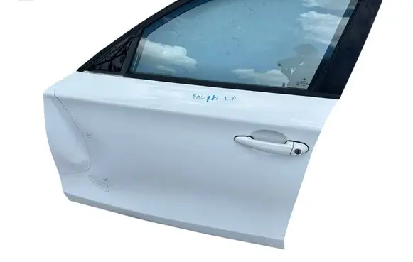 BMW 1 E81 E87 Front door