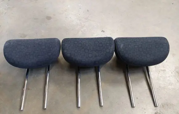 Honda FR-V Rear seat headrest 
