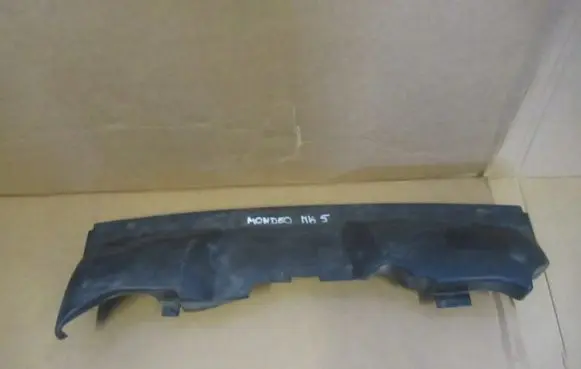 Ford Focus Top upper radiator support slam panel 8M5116613AA