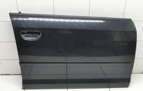 Audi A3 S3 8P Front door