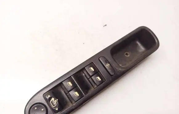 Peugeot 307 Electric window control switch 53269704