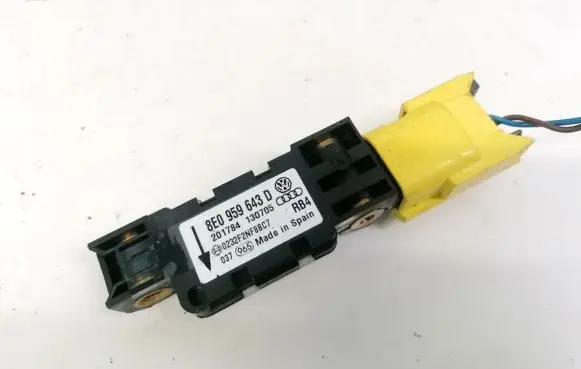 Volkswagen Phaeton Airbag deployment crash/impact sensor 7L0909606D 0232Z2GFTE8