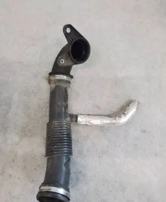 Renault Master III Air intake hose/pipe 165769532R