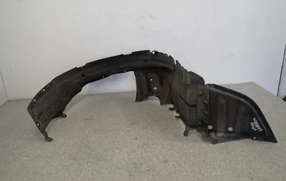Mitsubishi Lancer Front arch 