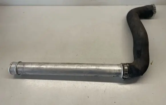 Audi A8 S8 D4 4H Intercooler hose/pipe 4H0145673AA 4H0145708B