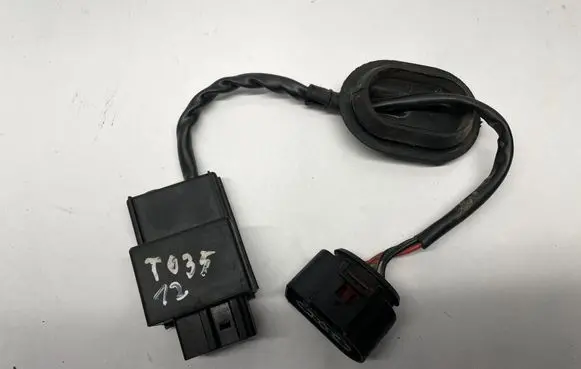 Volkswagen Jetta VI Fuel injection pump control unit/module 1K0906093G 1K0906093