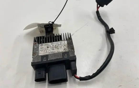 Coolant fan relay