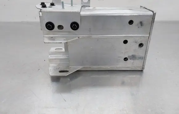 Volvo XC60 Front bumper shock/impact absorber 32216617