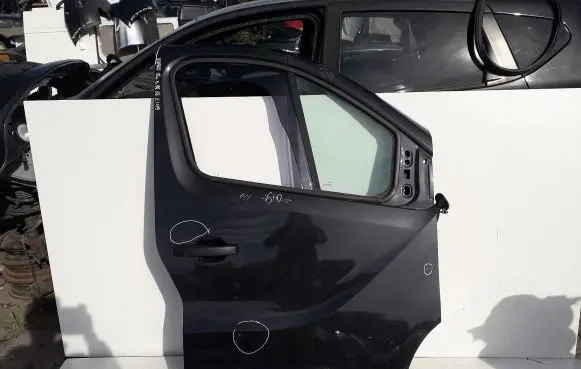Opel Vivaro Front door